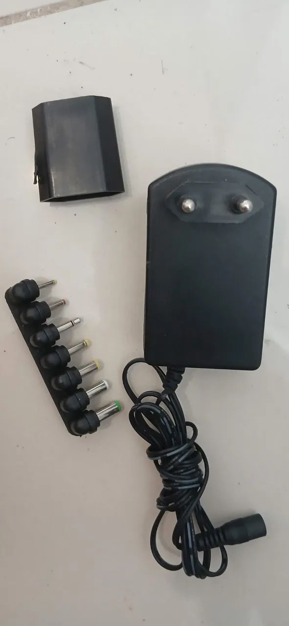 Fonte Universal Flex 30W (3V a 12V) - Completa com 7 Pinos