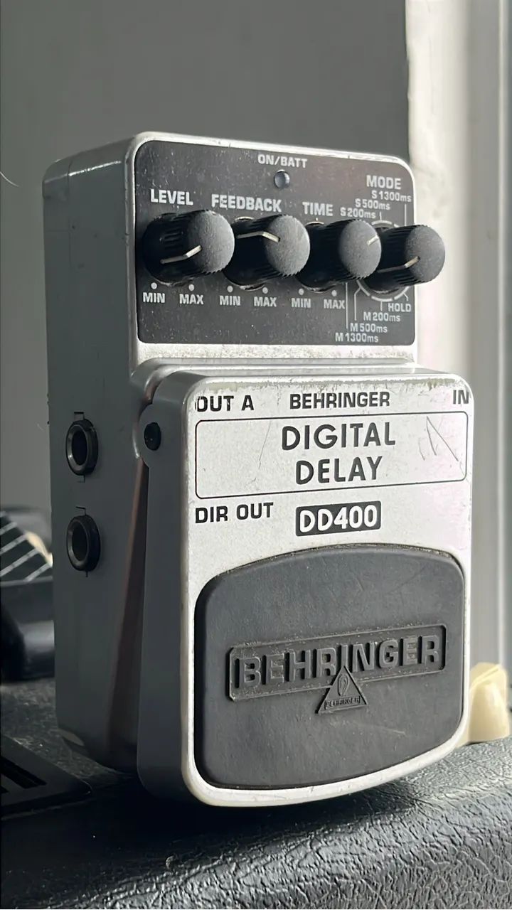 Delay Behringer DD400 - Instrumentos musicais - Alto Boqueirão