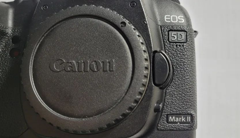 Câmera Canon Eos 5d Mark II Corpo