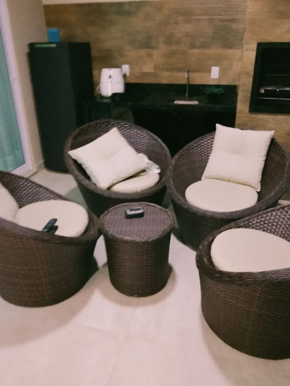 Conjunto de poltronas para área externa com tecido impermeável 