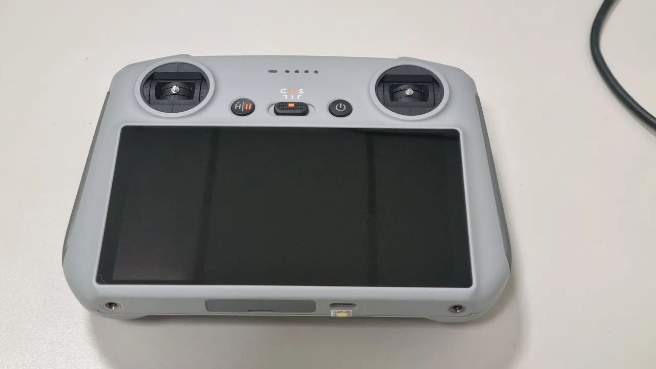CONTROLE DJI COM TELA