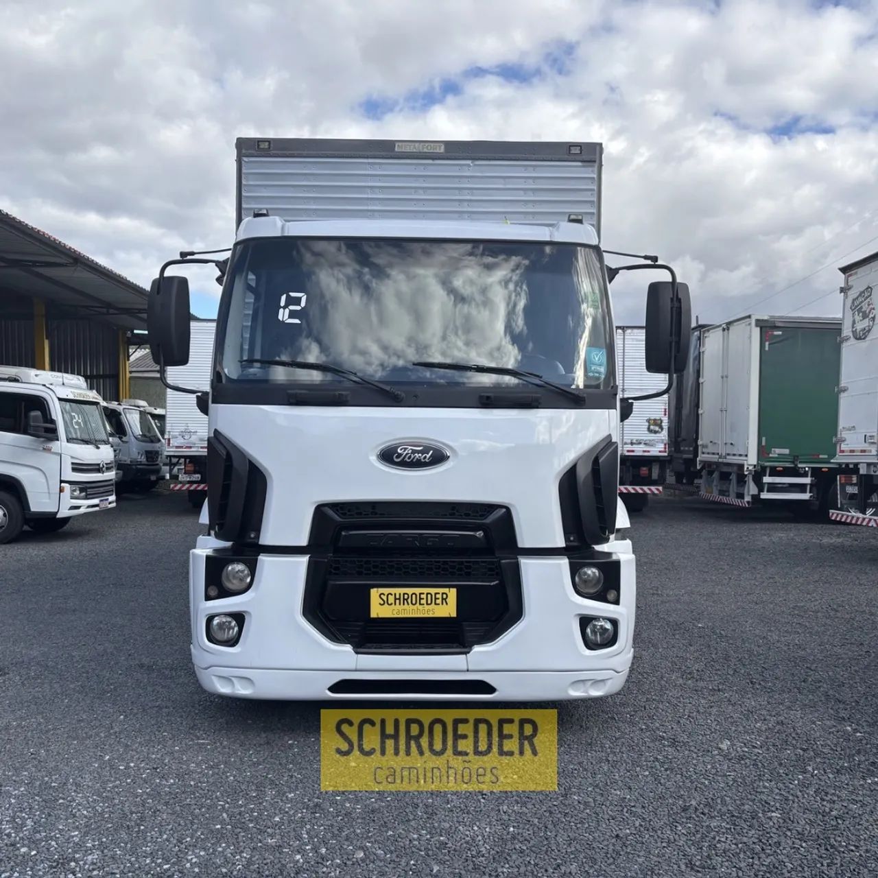 Ford Cargo 1317 - Foto 3