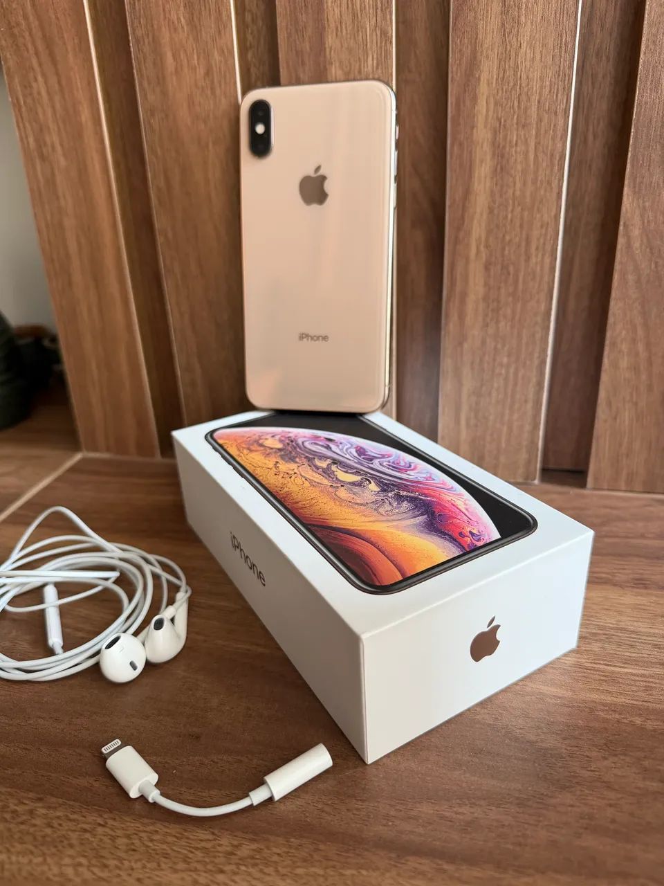 iPhone XS 64GB dourado  - Foto 3