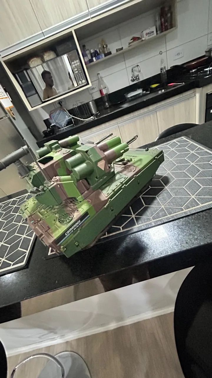 Brinquedo antigo - tanque de guerra - Foto 4