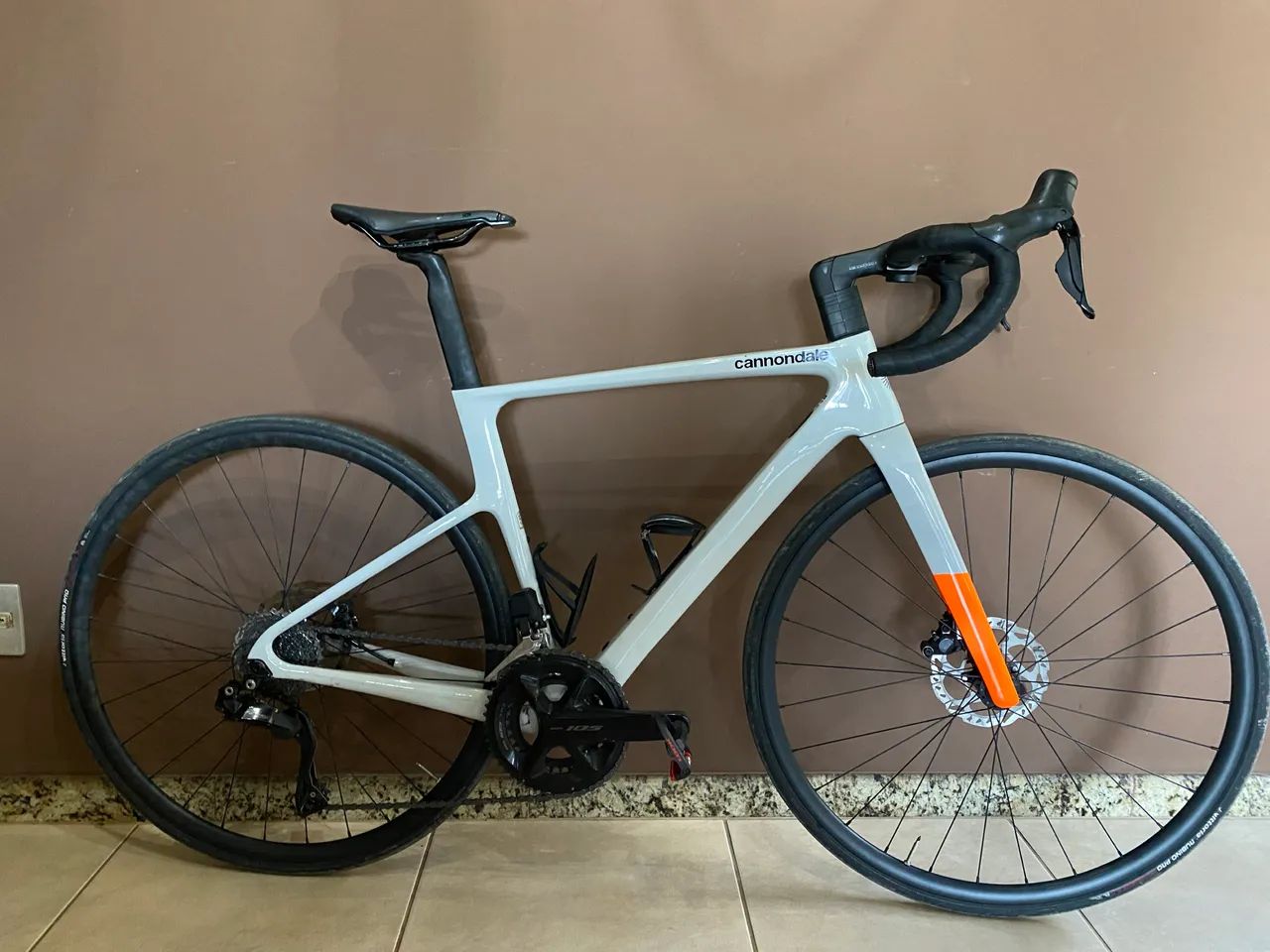 Bicicleta Cannondale Supersix EVO 3 - Foto 2