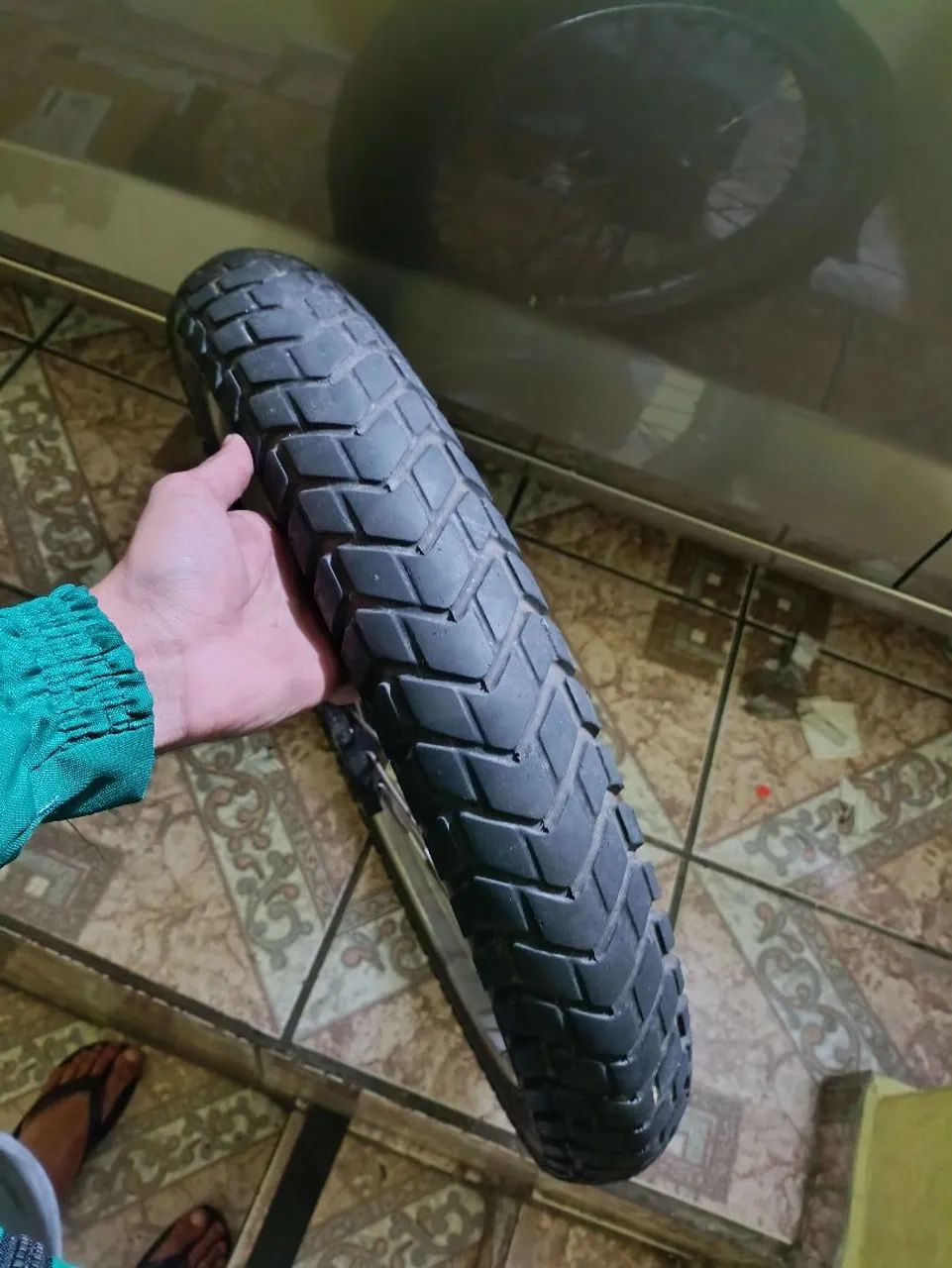 Roda xtz crosser 150 nova alinhada e com pneu Pirelli  - Foto 4