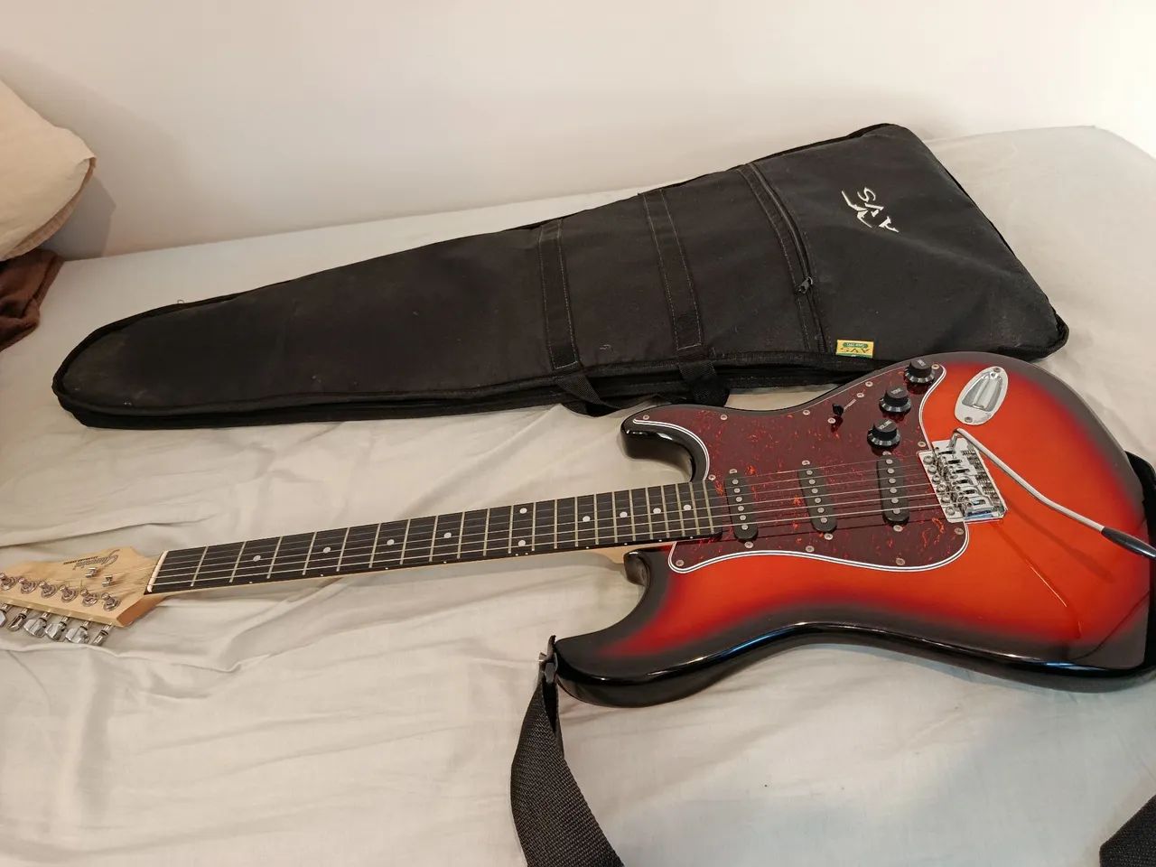 Vendo Guitarra Giannini  - Foto 2