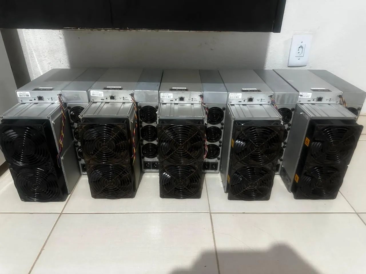 Mineradora de bitcoin - Peças de Hardware - Setor São José - 2ª Etapa, São  Luís de Montes Belos 1472269619 | OLX