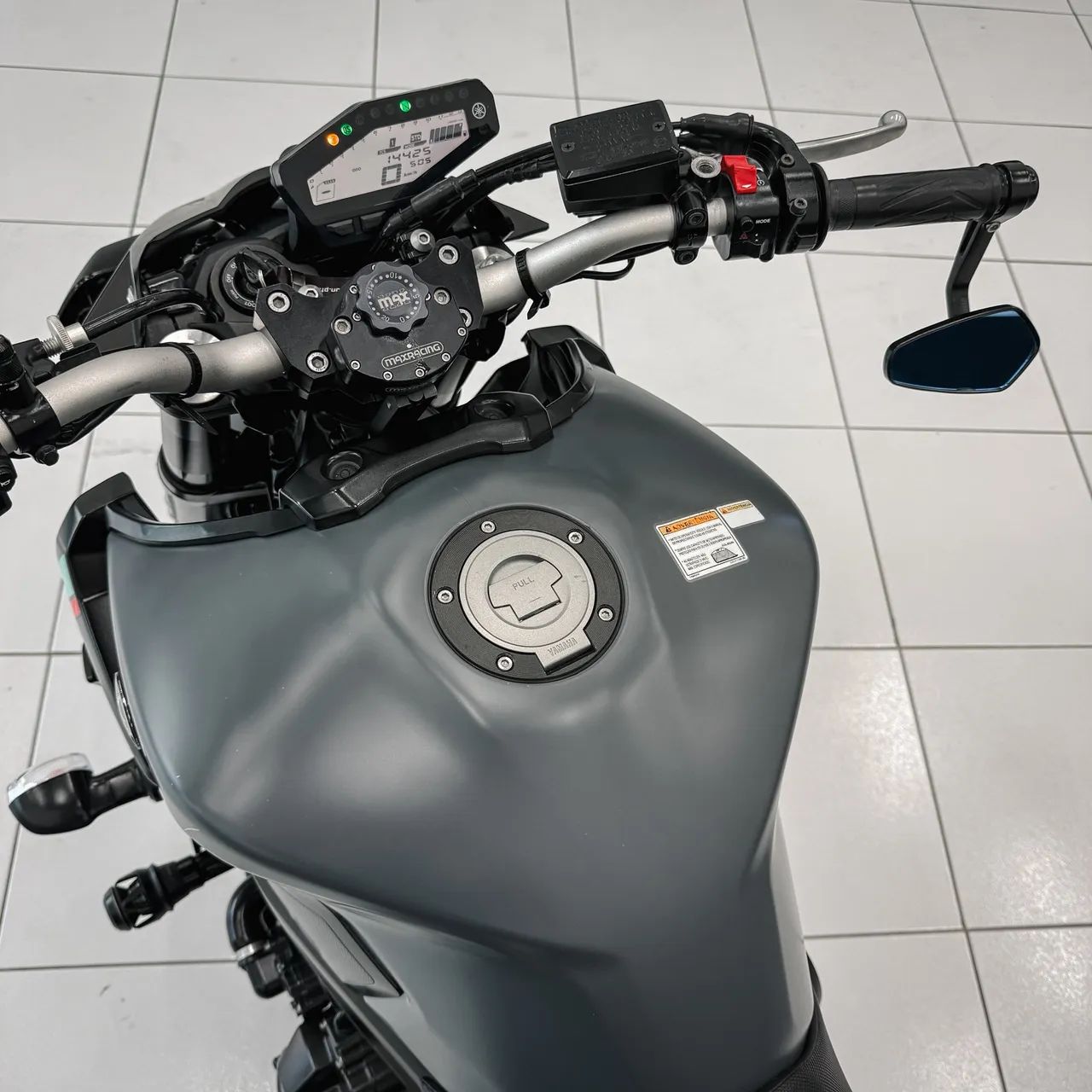 MT09 2023 - Foto 4