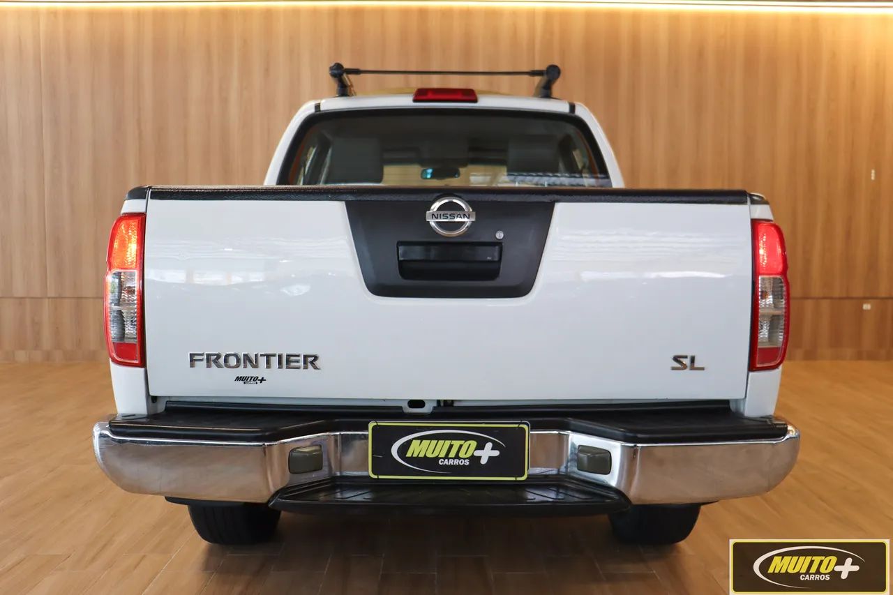 Nissan Frontier SEL CD 4X4 2.5 TB Diesel Aut. 2013 - Foto 3