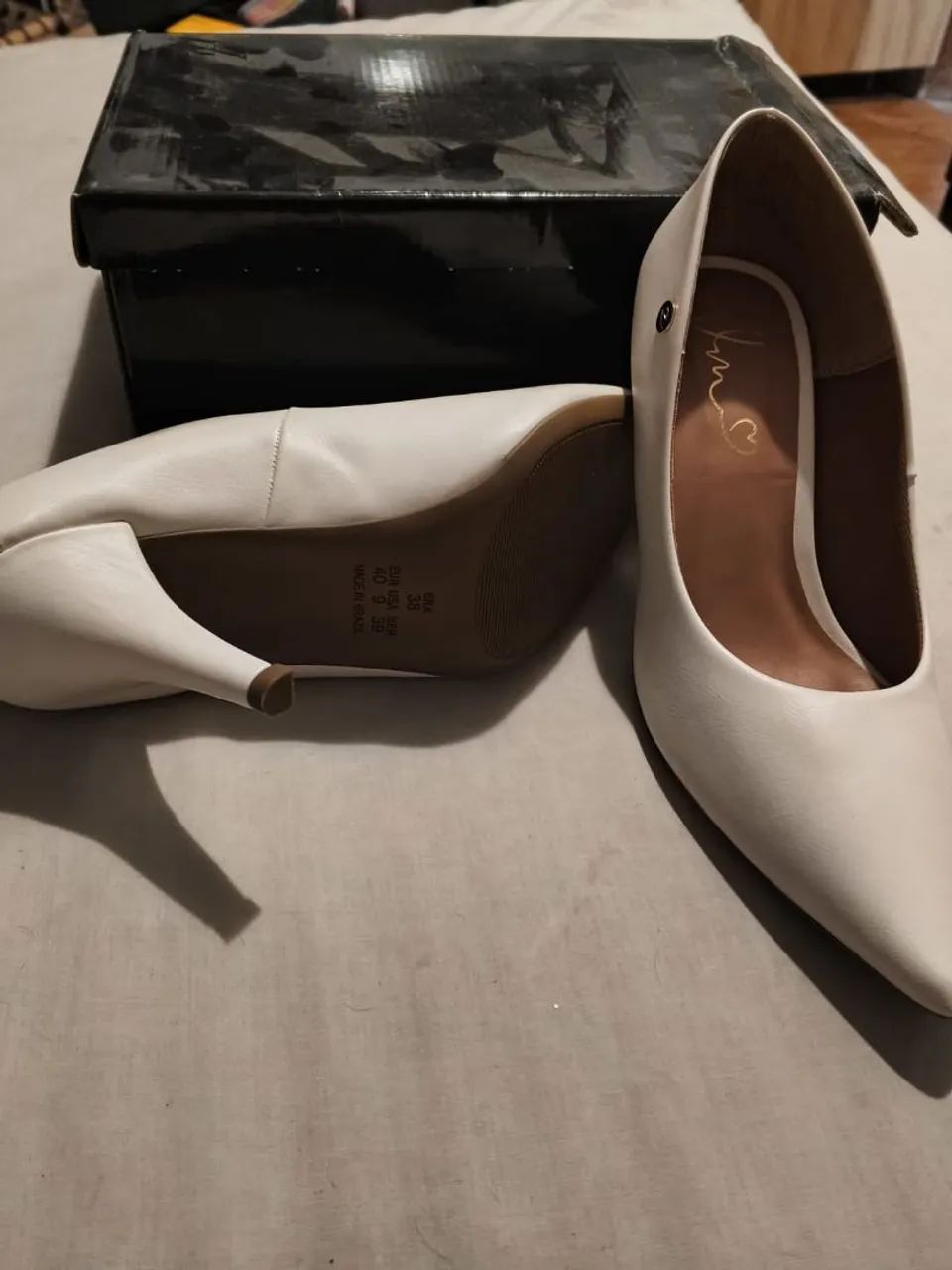 Scarpin branco e marrom 38 novos - Foto 2
