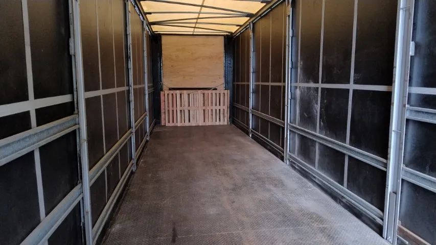 Vendo caminhão Mercedes-Benz Atego 2425, 2011 - Foto 5