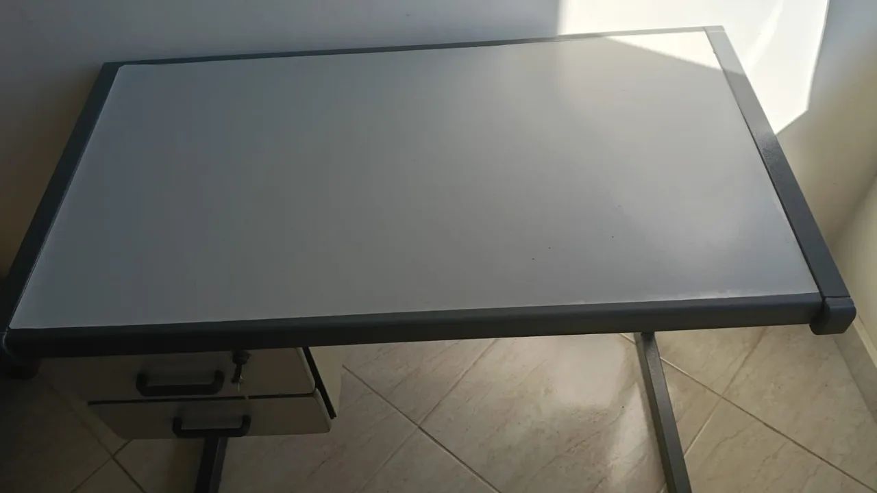 Mesa de escritório 