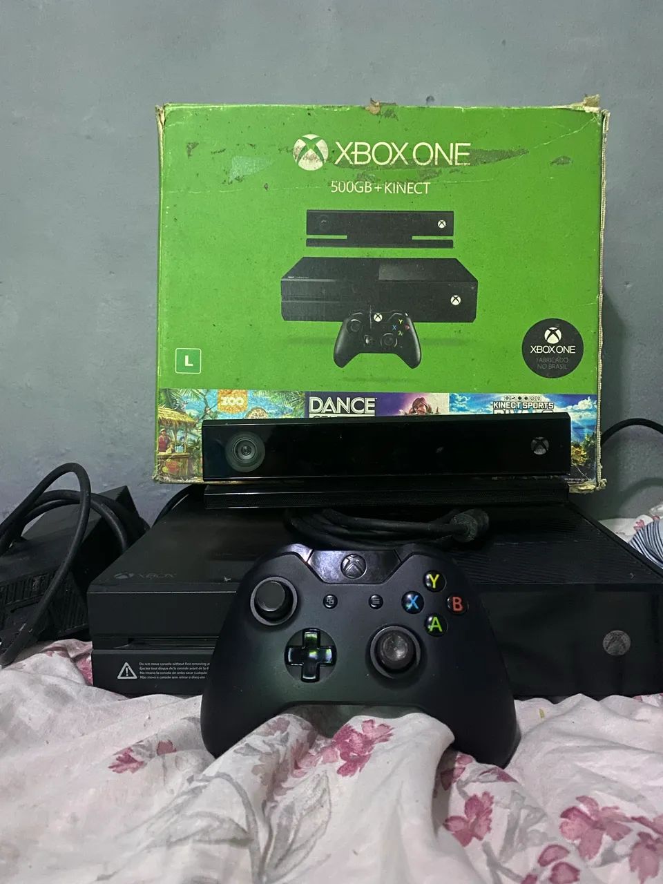 Xbox One 500GB + Kinect | Completo na caixa original - Consoles de