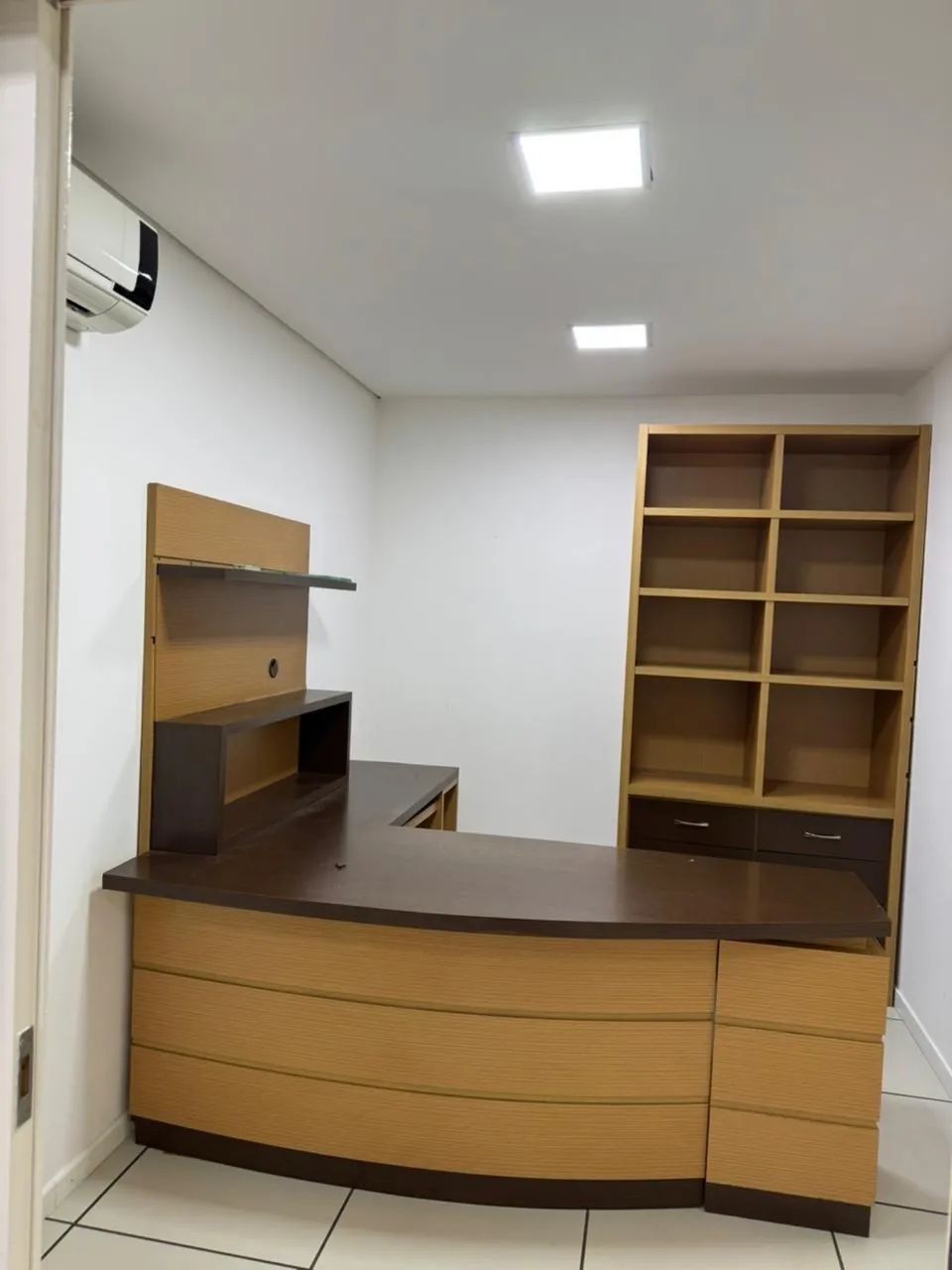 Balcão de Atendimento e Recepção - Móvel para Escritório ou Comércio