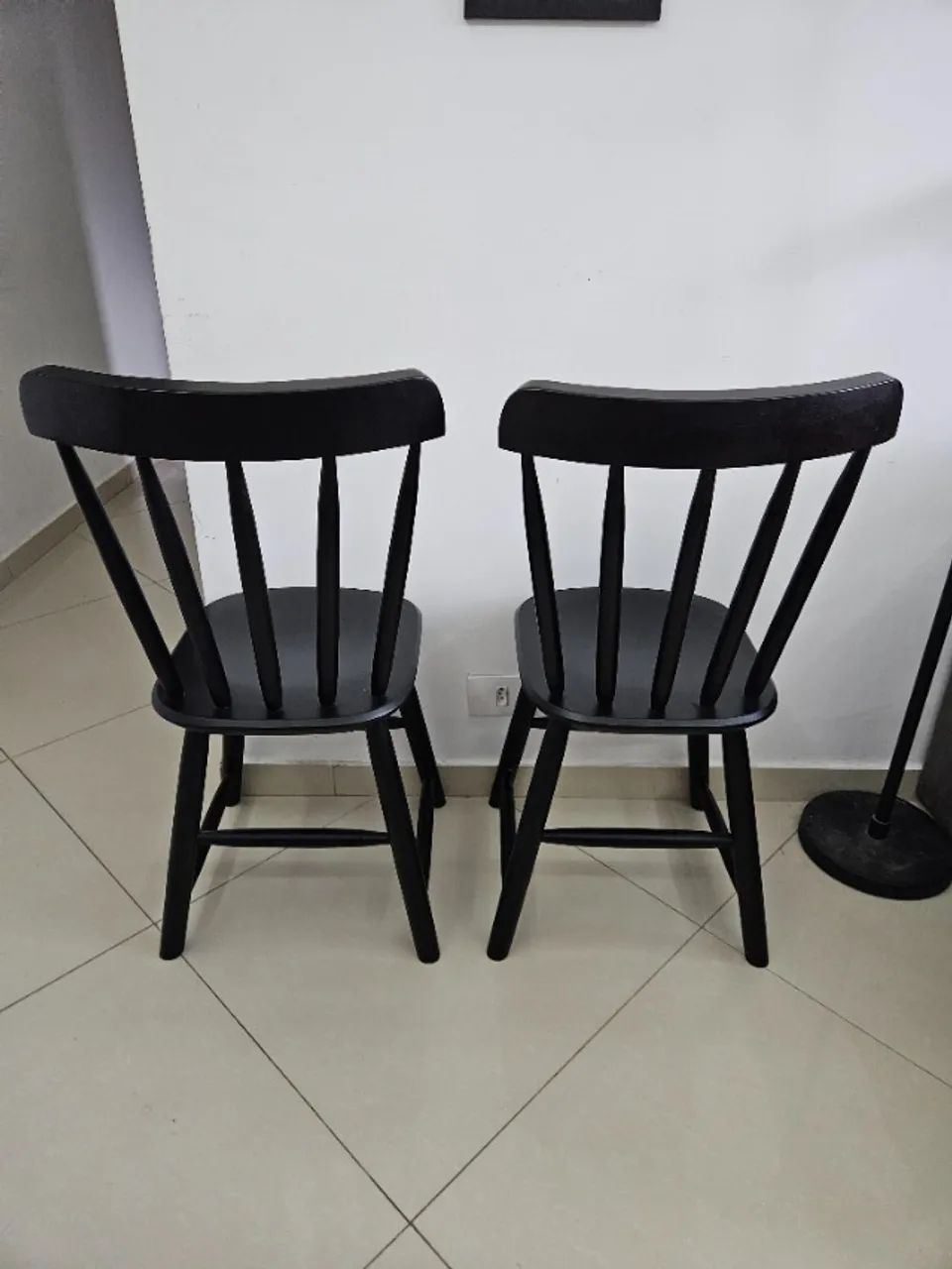 Conjunto 2 Cadeiras Madeira Pretas - Foto 5
