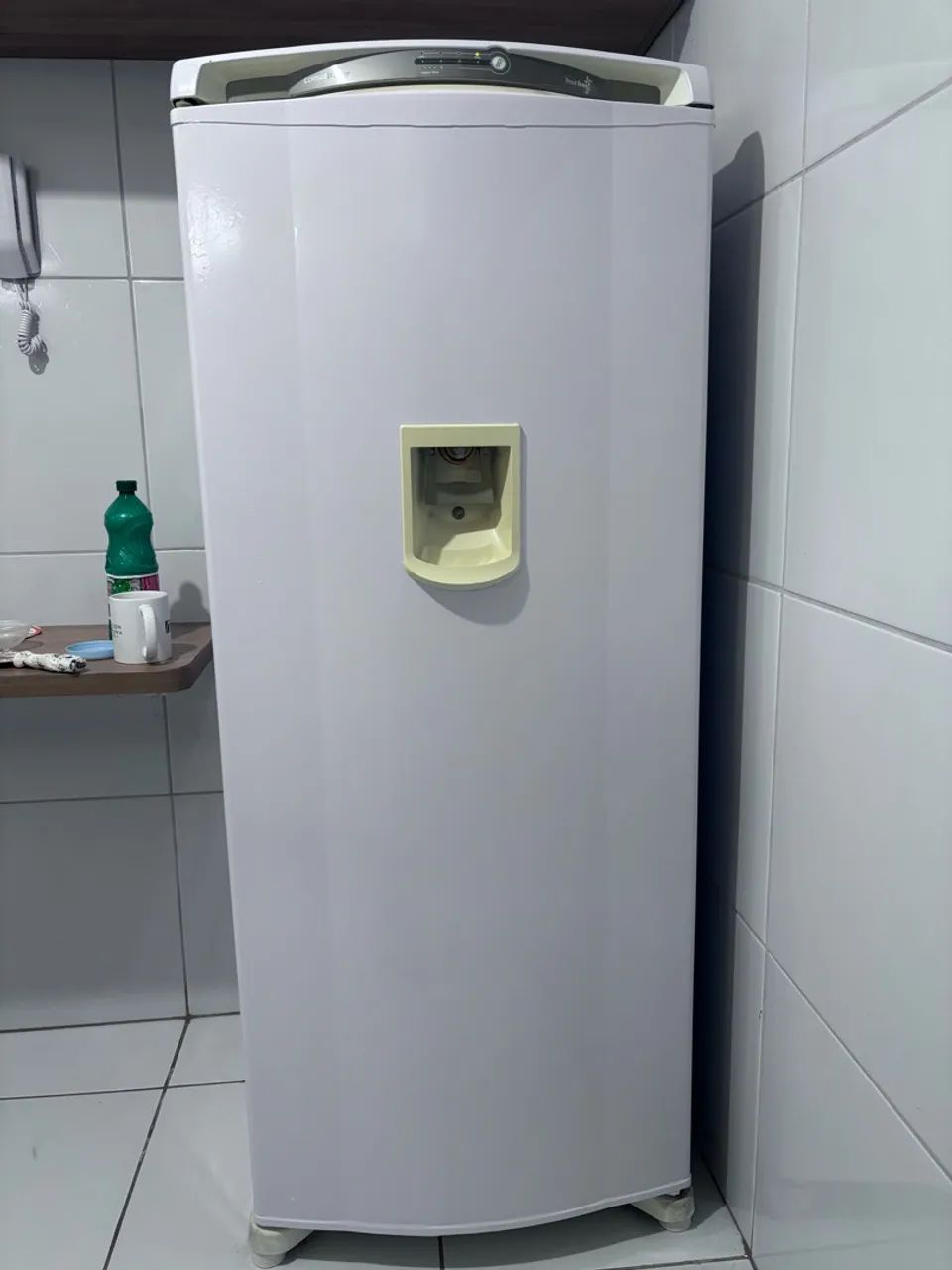 Geladeira cônsul usada envelopada 