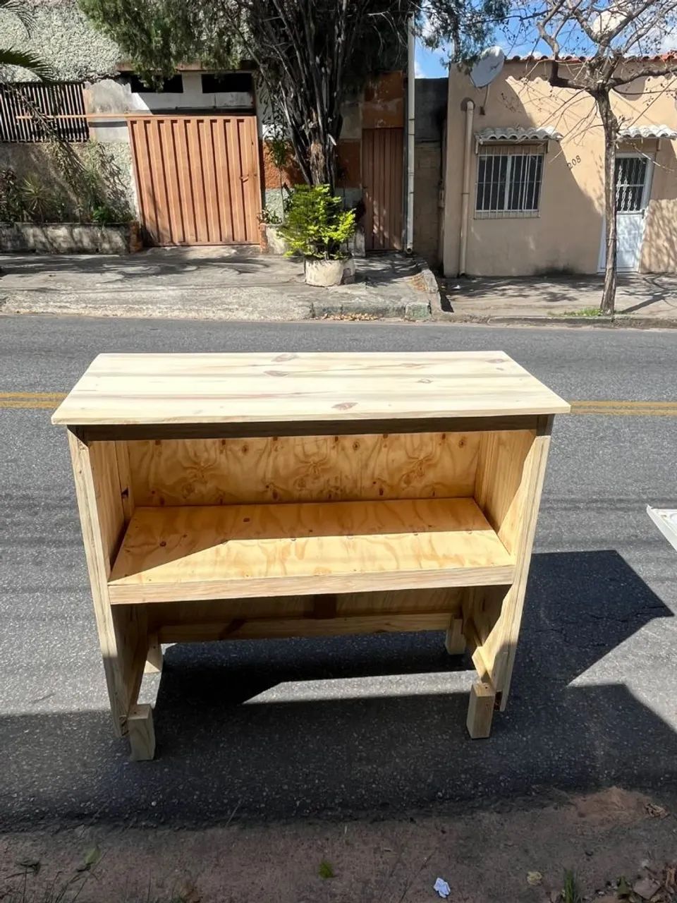 Balcão de madeira a pronta entrega 120x120 e sob medida 