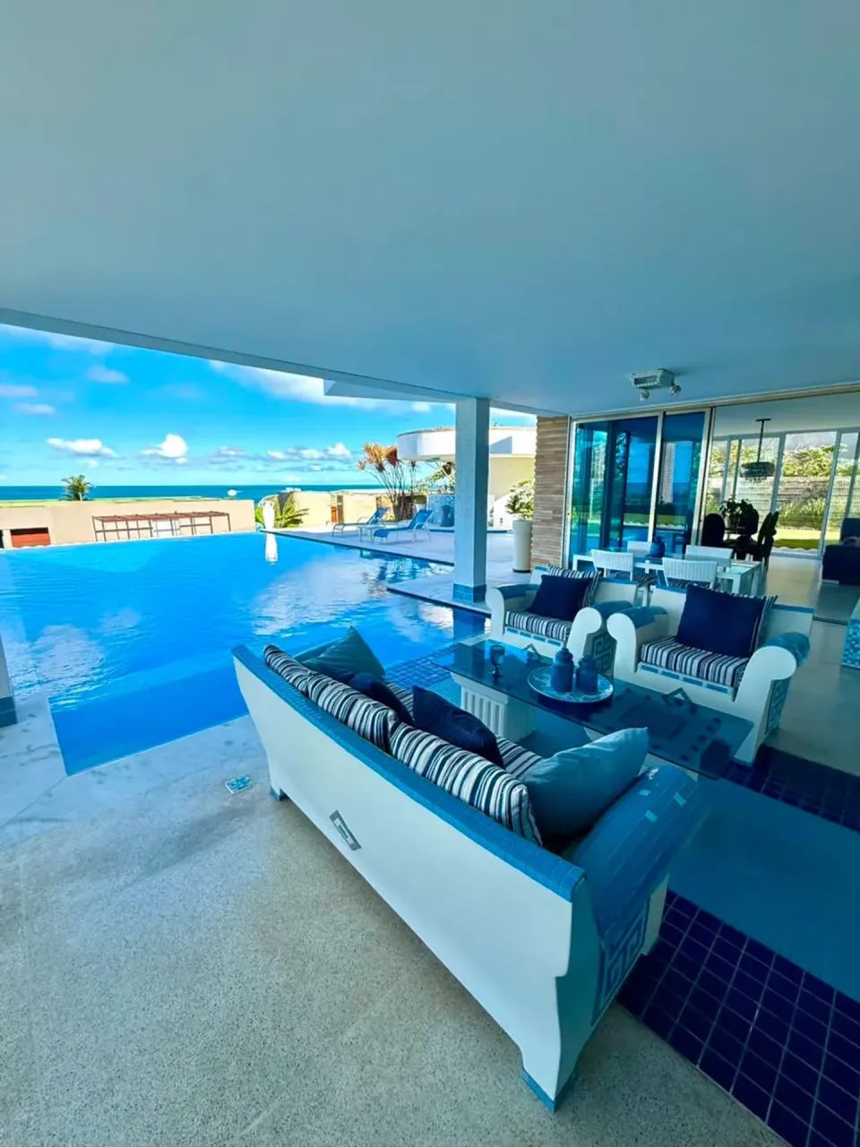 MANSÃO VISTA MAR 800M² JACARECICA