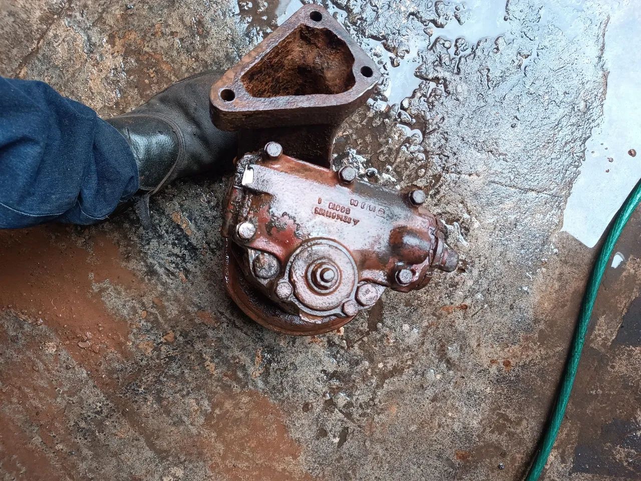 Setor de direção caminhão 608 - Foto 3