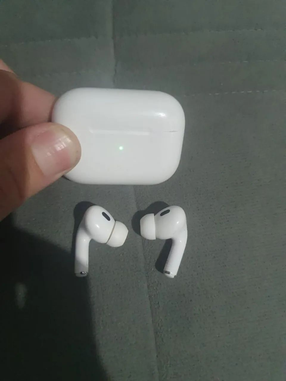 Fone 442876757898045441