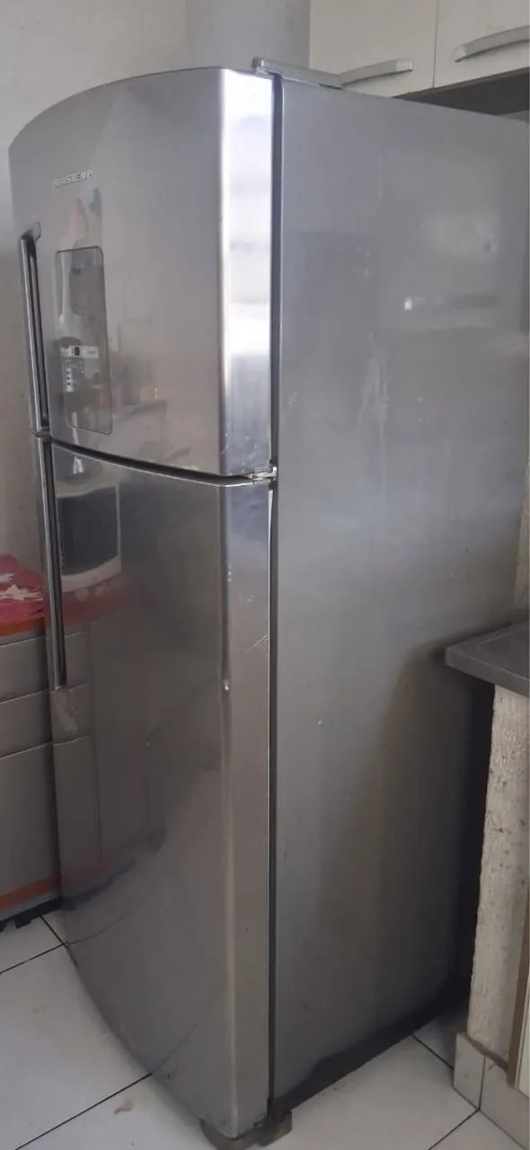 Geladeira Brastemp grande - Leia a descrição  - Foto 3