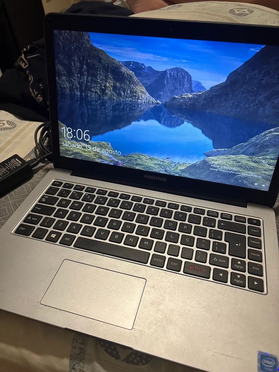 Notebook Positivo Motion C4500A - Celeron N3350 | 4GB RAM | SSD 240 GB - Foto 4