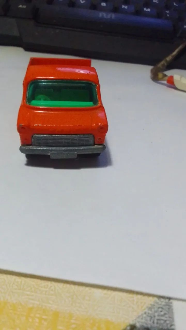 Miniatura Ford Transit Matchbox ingles caminhao 1977 - Foto 3