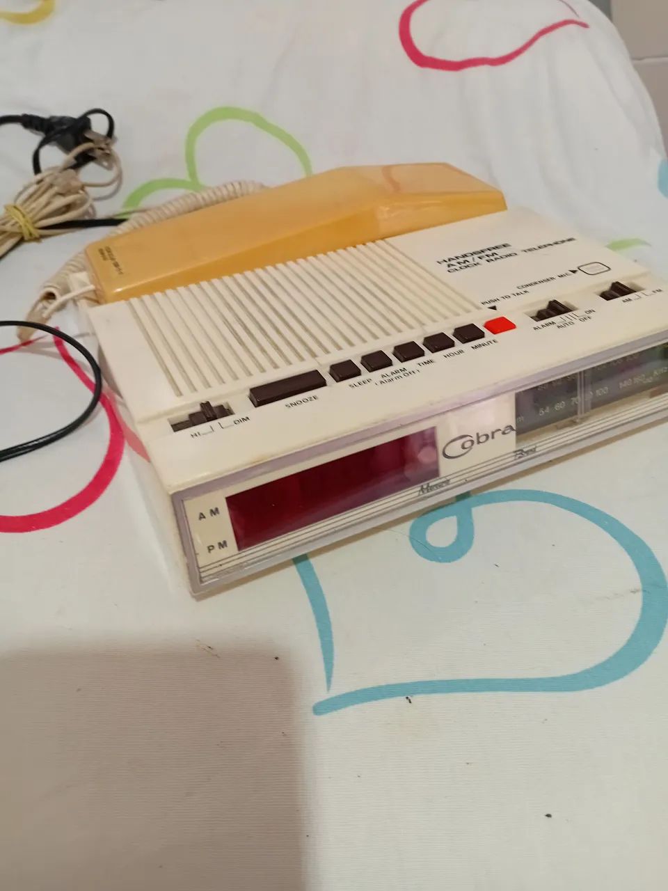 Rádio relógio antigo  - Foto 4