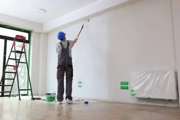 Contrata-se pintor para obras na Barra