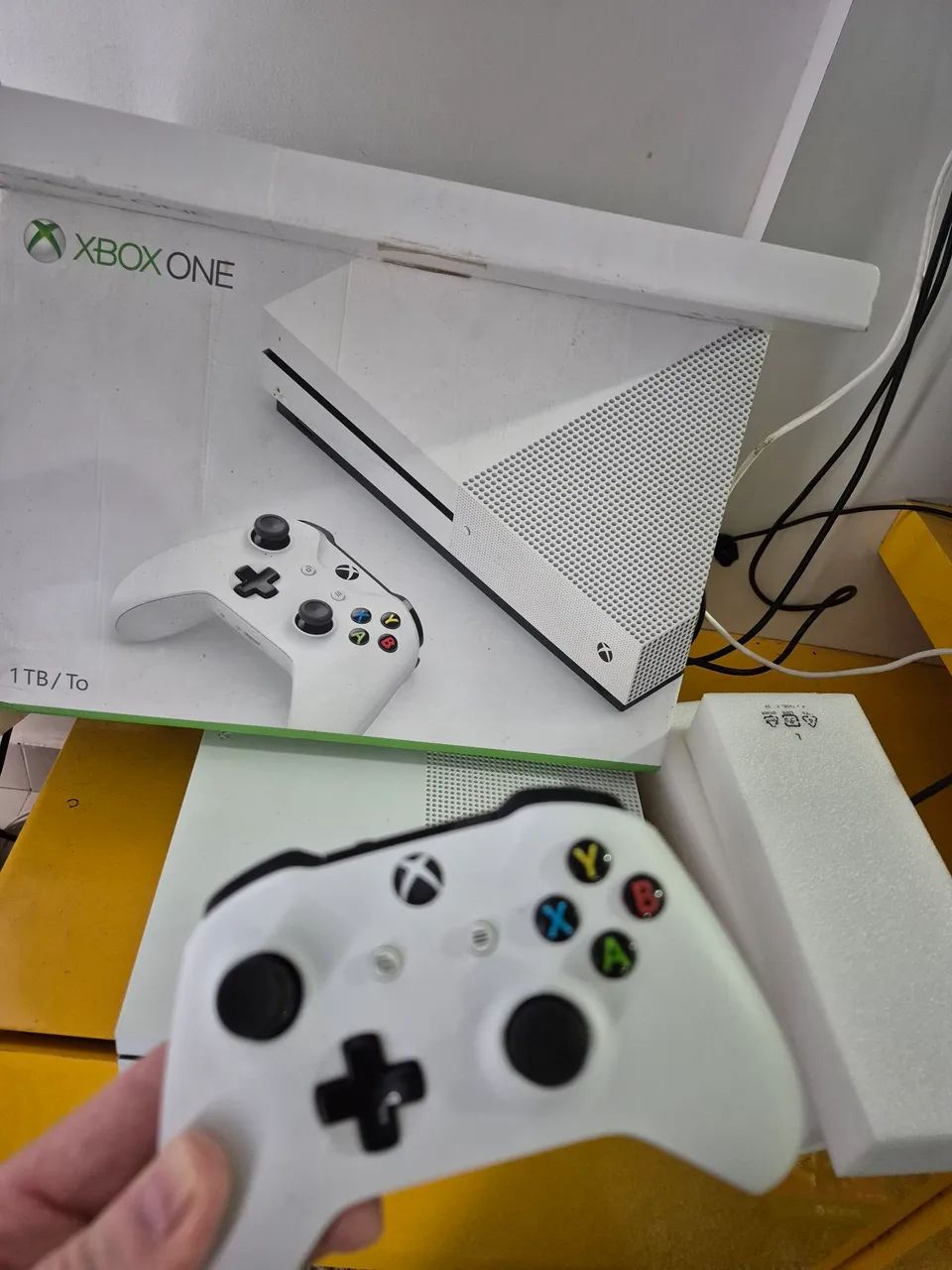 Xbox one s 1 tera  - Foto 2
