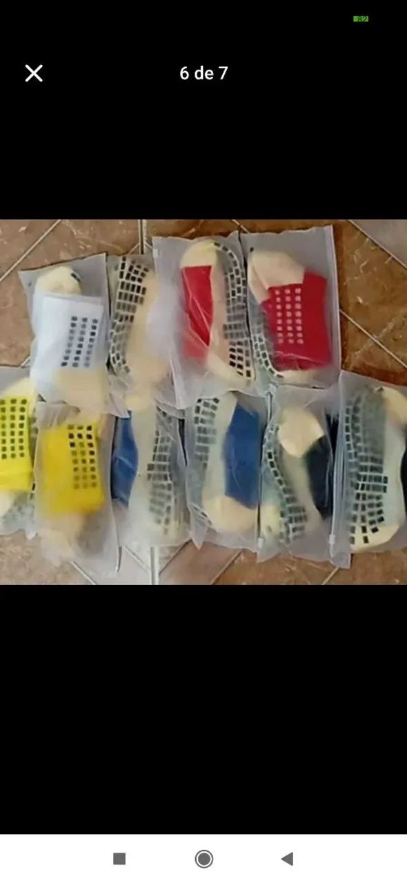 Meia antiderrapante  - Foto 2