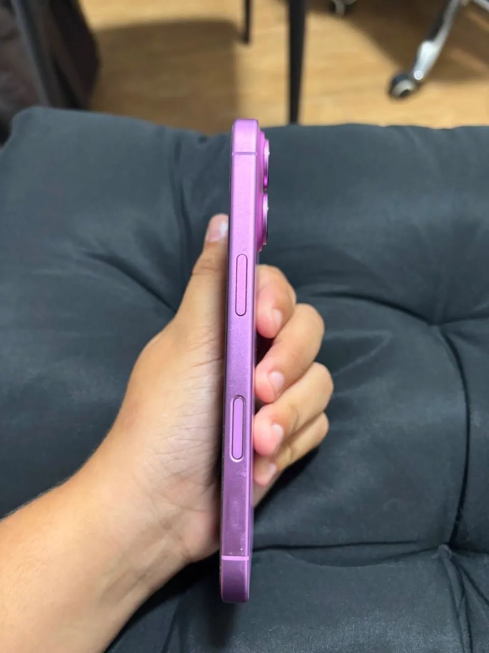 VENDO IPHONE 16 ROSA - Foto 2