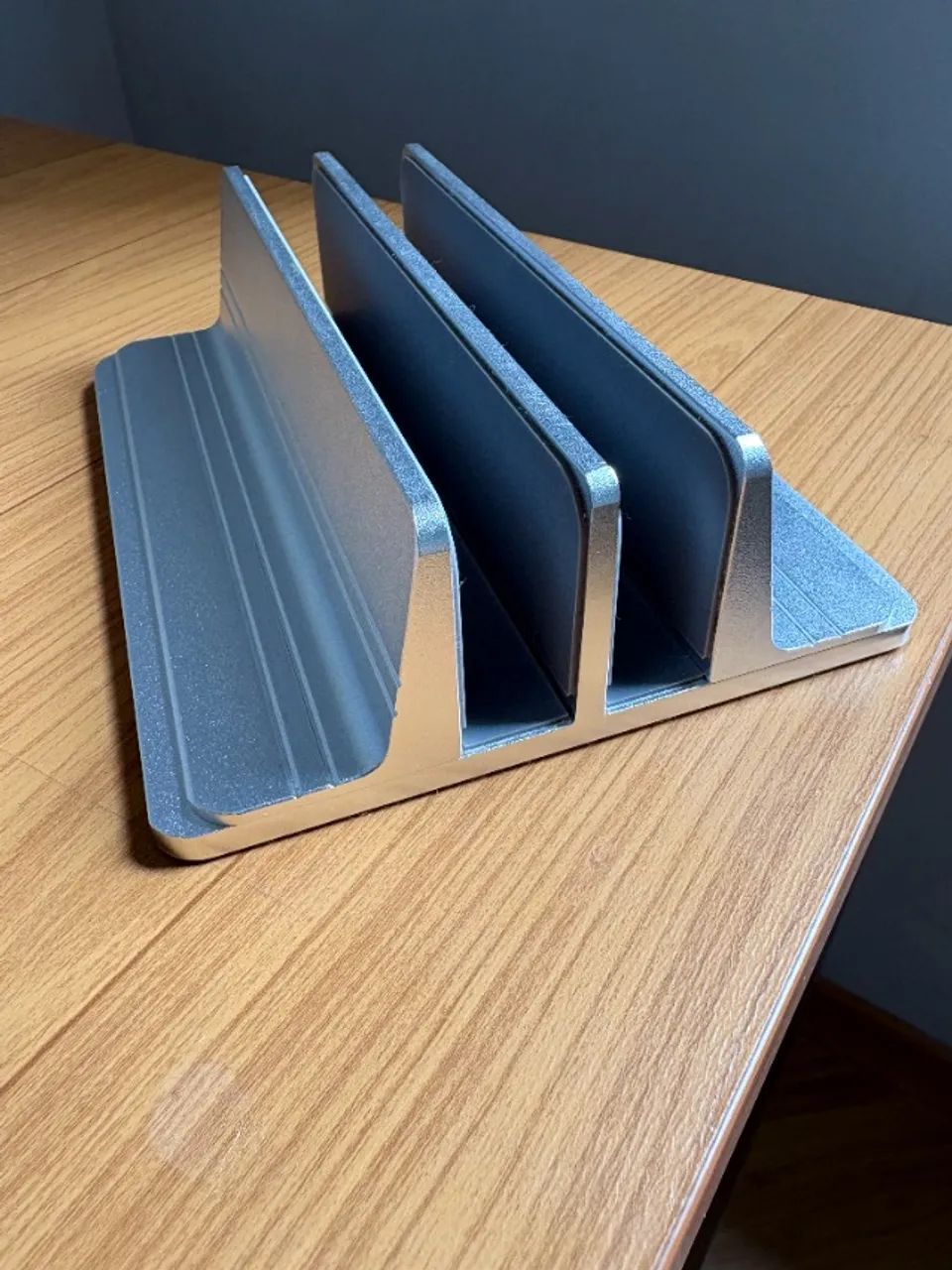 Suporte Notebook Vertical Metal - Foto 5