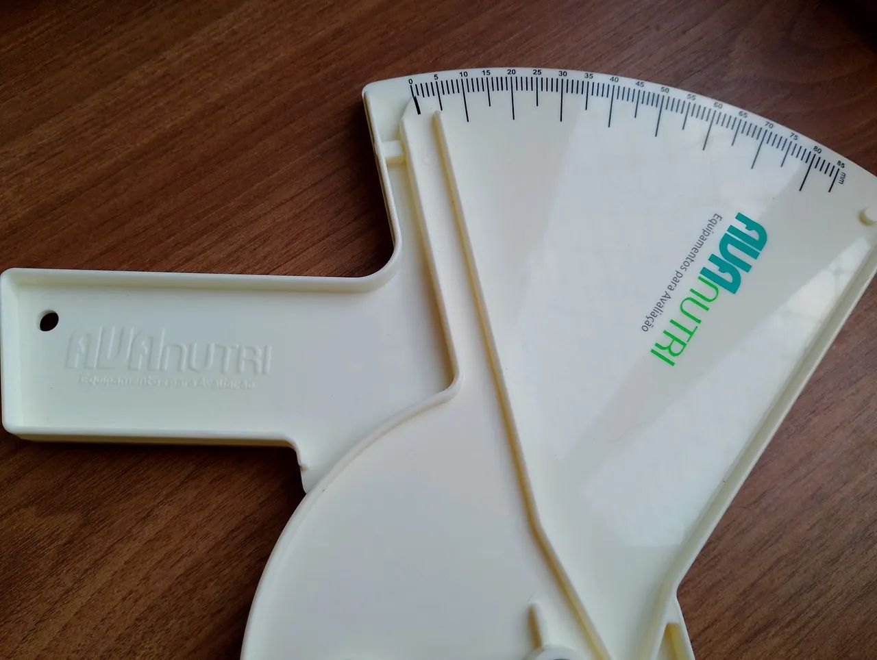 Plicômetro Clínico Branco AVANUTRI