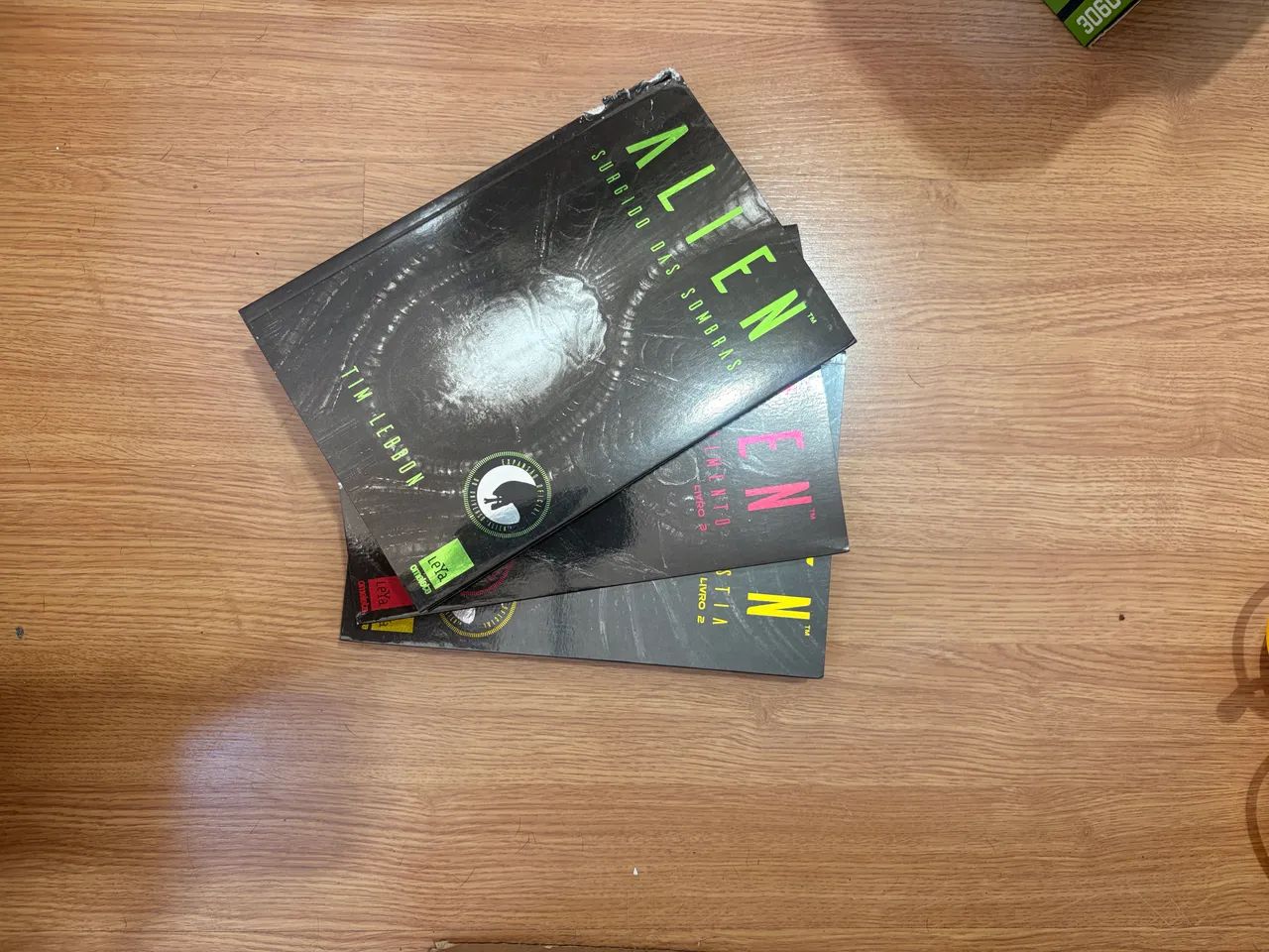 Box de livro ALIEN - Foto 3