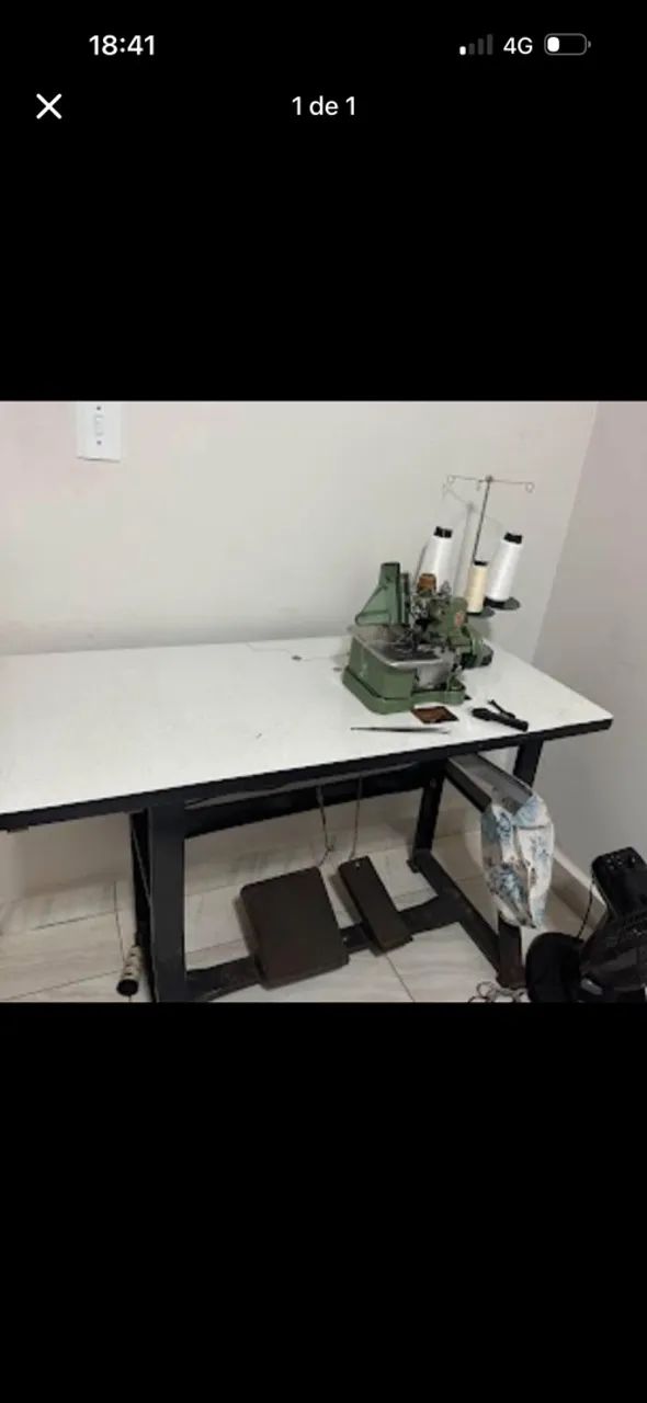 Máquina industrial overloque 