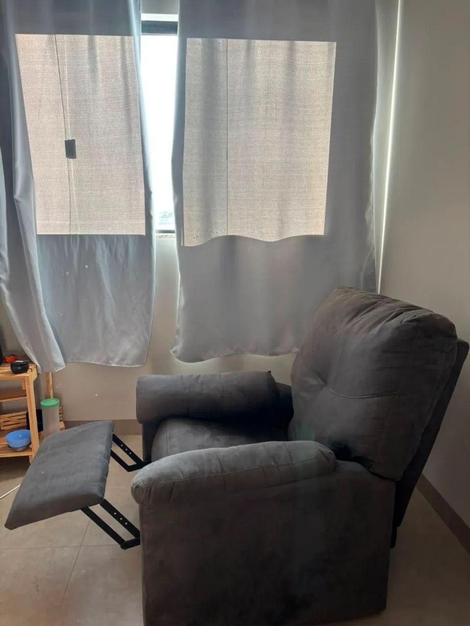 Vendo poltrona reclinável  - Foto 4