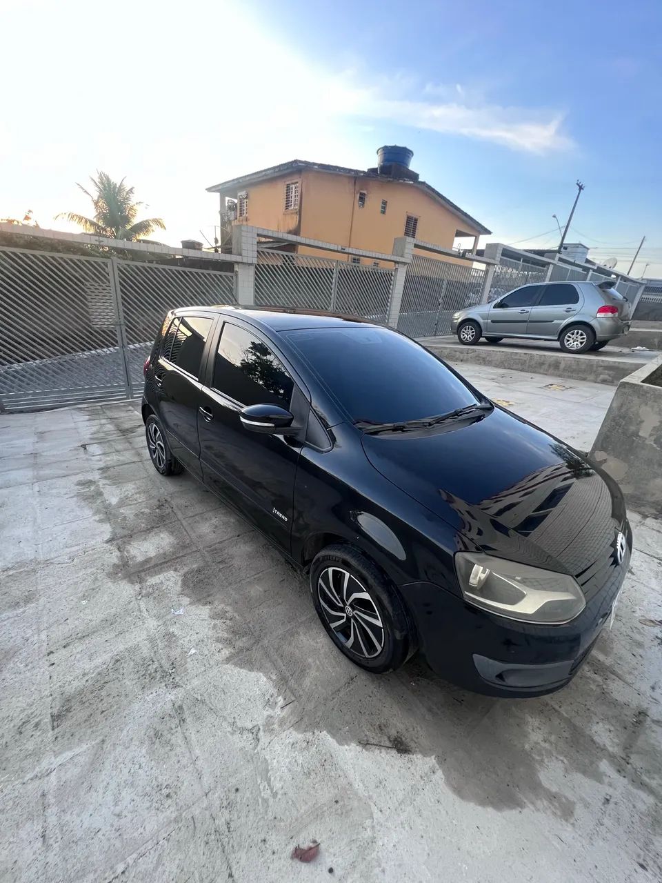 Volkswagen Fox Fox 1.0 Mi Total Flex 8V 3p 2014