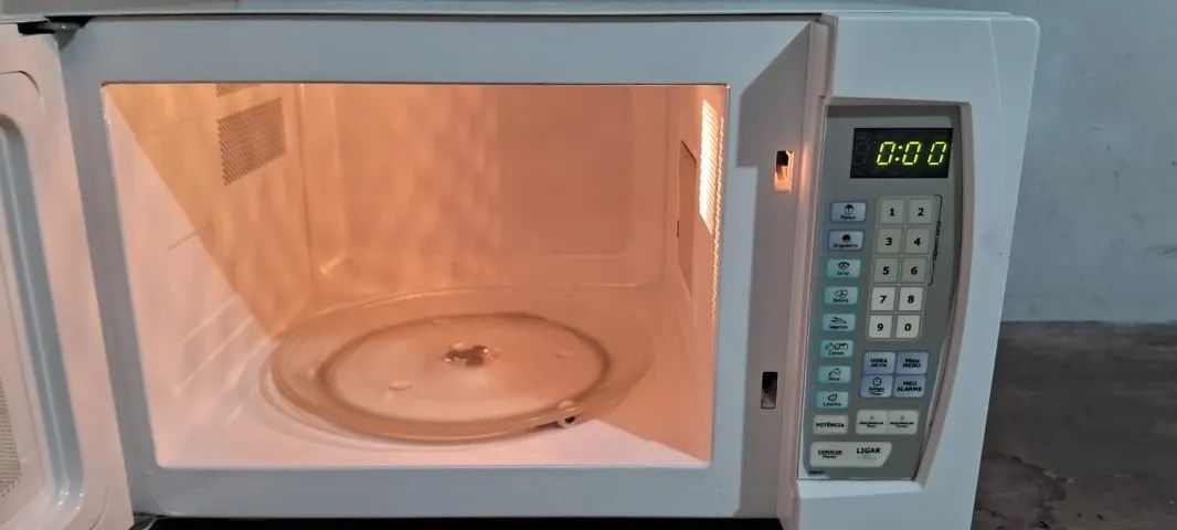 Microondas philco 31 litros - Foto 2