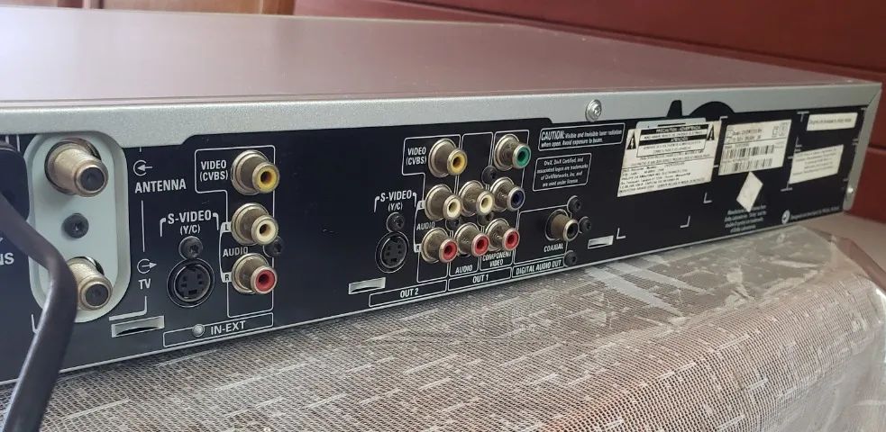 DVD player e gravador Philips DVDR3355  - Foto 3