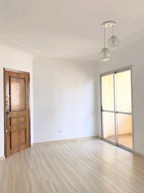 Apartamento para alugar no Edifício Saldanha na Zona 07 em Maringá com 3 quartos, suíte -  - Foto 4