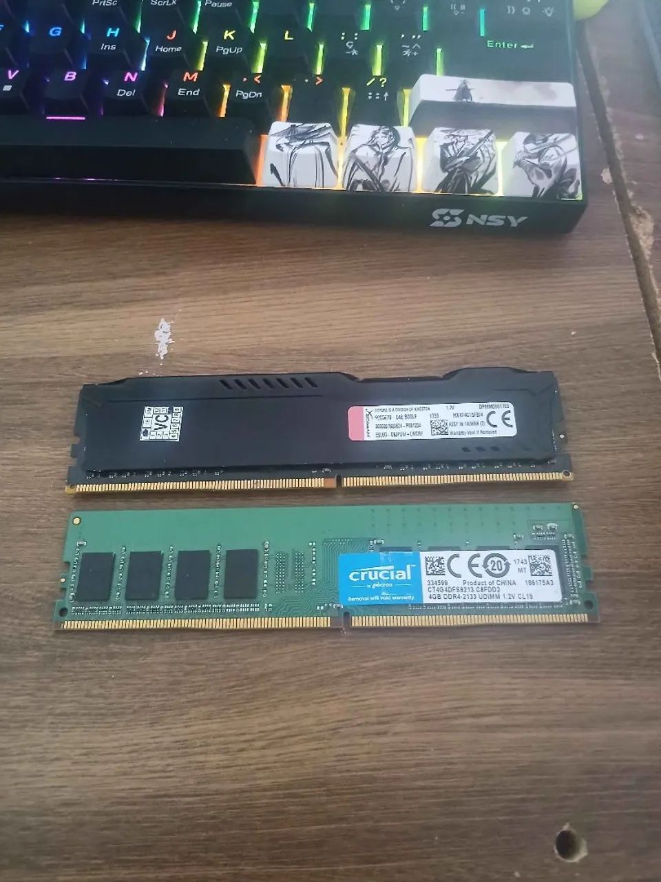 Vendo 2 Memória RAM DDR4 de 4gb cada, Funcionando perfeitamente, LEIA!!! - Foto 3