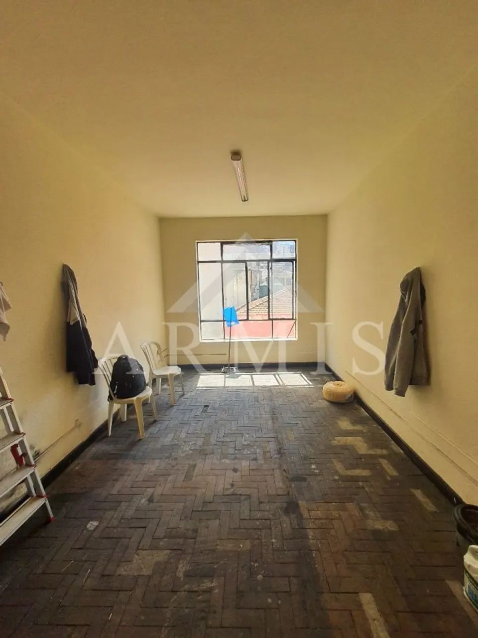 Sala comercial no Centro com 18m².