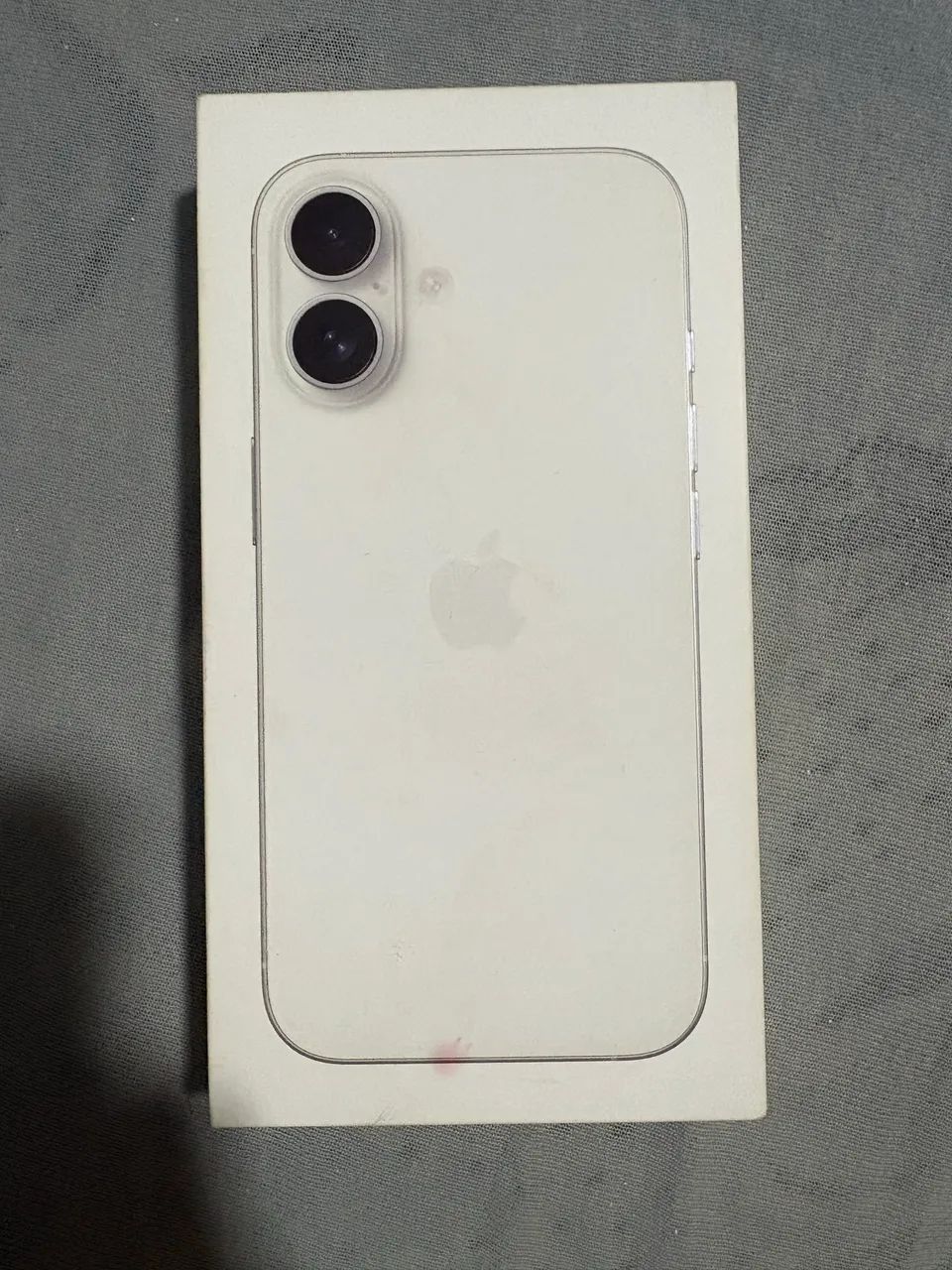 iPhone 16