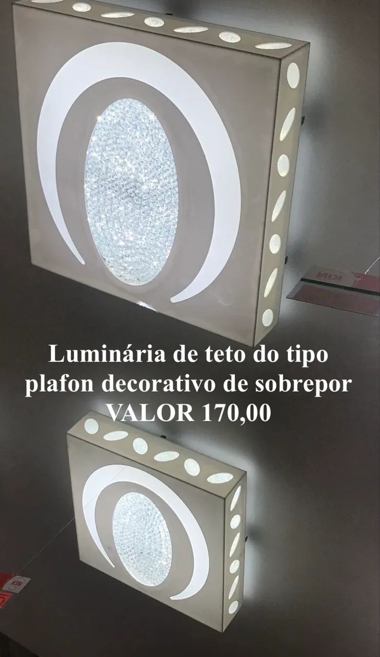 Luminária de teto do tipo plafon decorativo de sobrepor