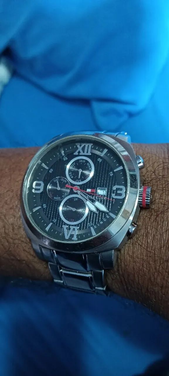 Vendo RELÓGIO TOMMY HILFIGER DAYDATE... original 