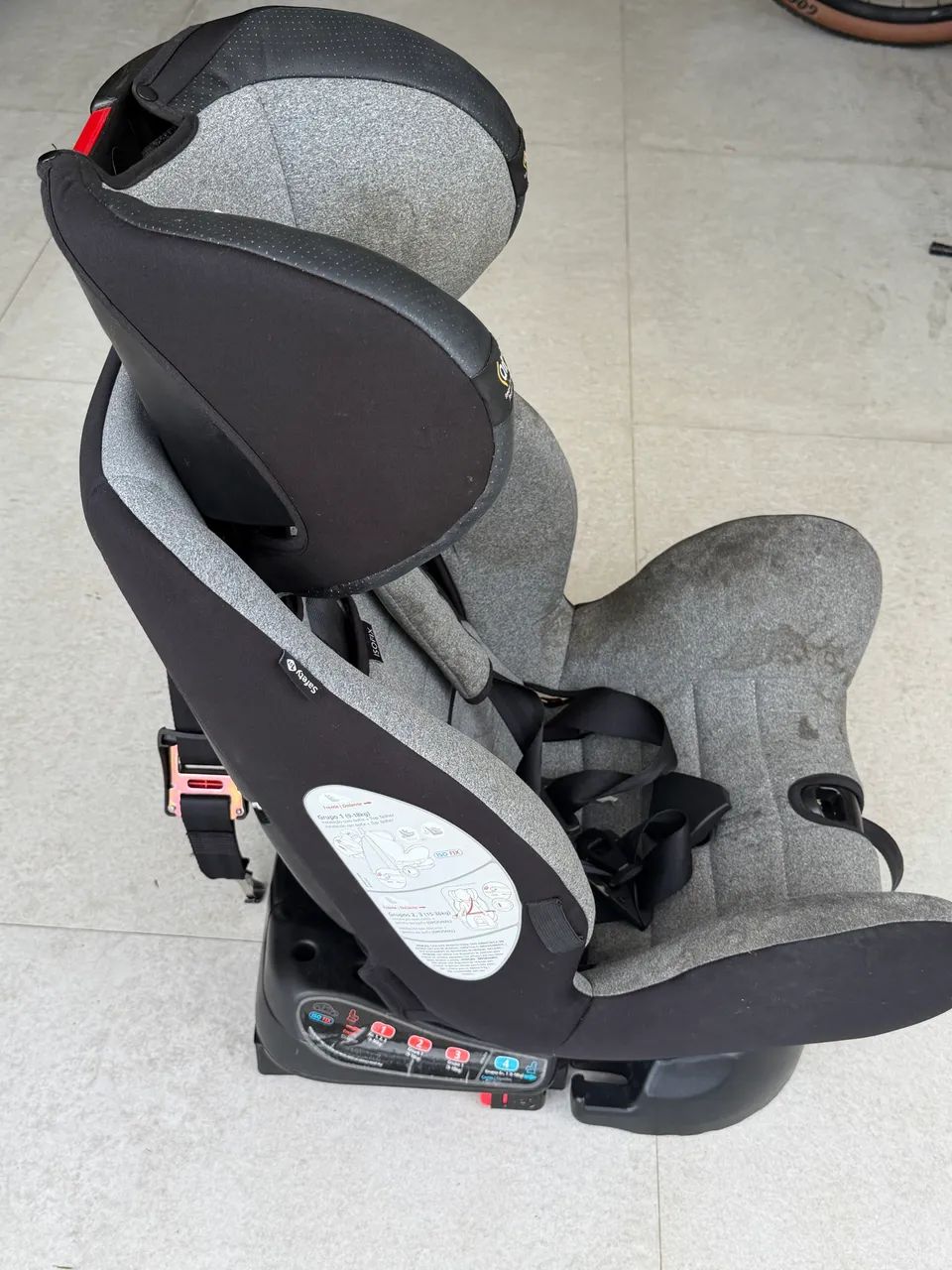 Cadeirinha Safety 1st com Isofix - Foto 3