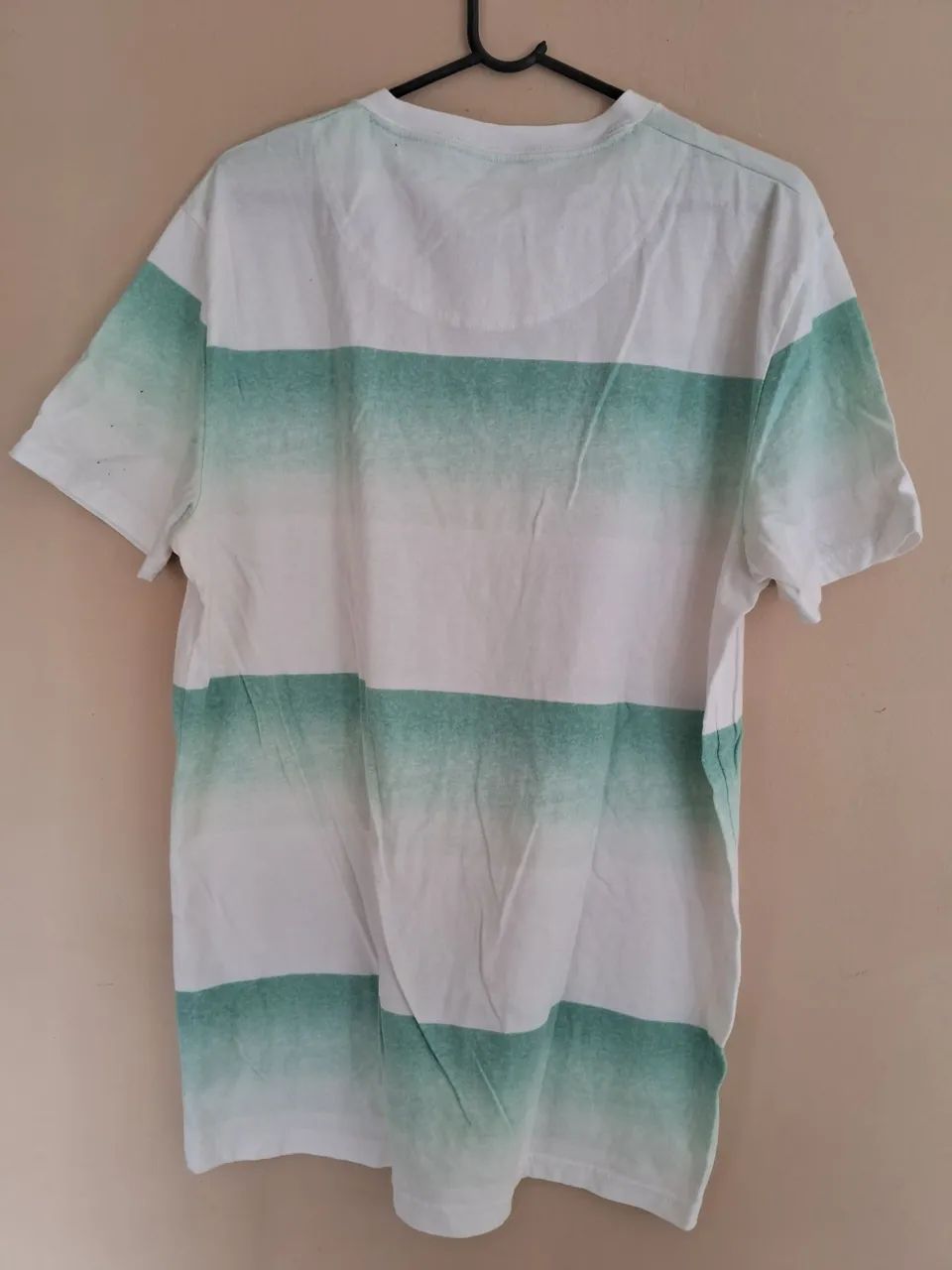 Camisa Hollister original verde degradê  - Foto 2