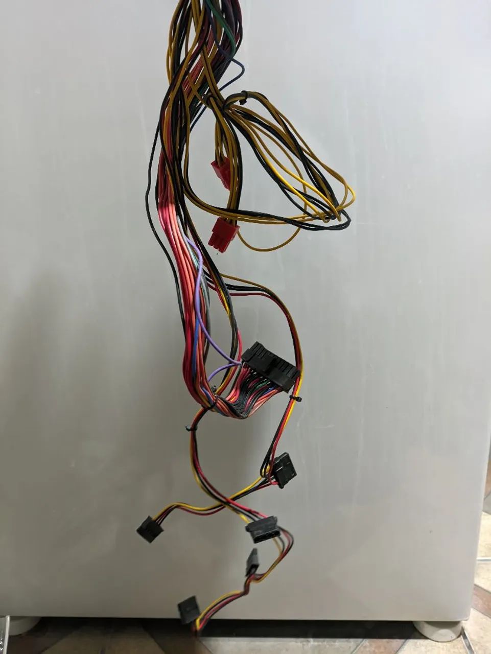 Fonte 500W Provavelmente Queimada (retirada de componentes) - Foto 4
